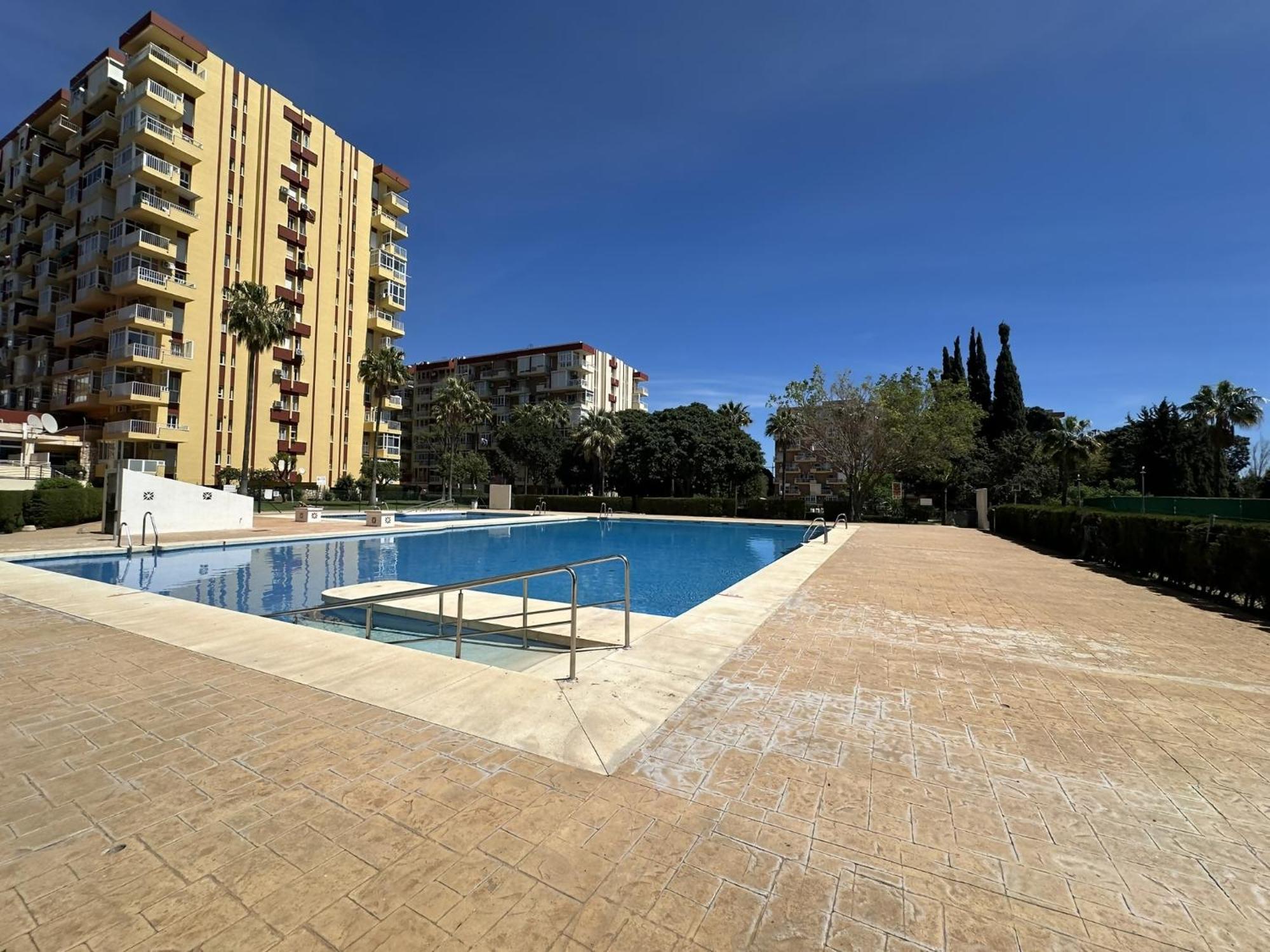Estudio Agata Con Piscina A 800M De La Playa Benalmádena Exterior foto