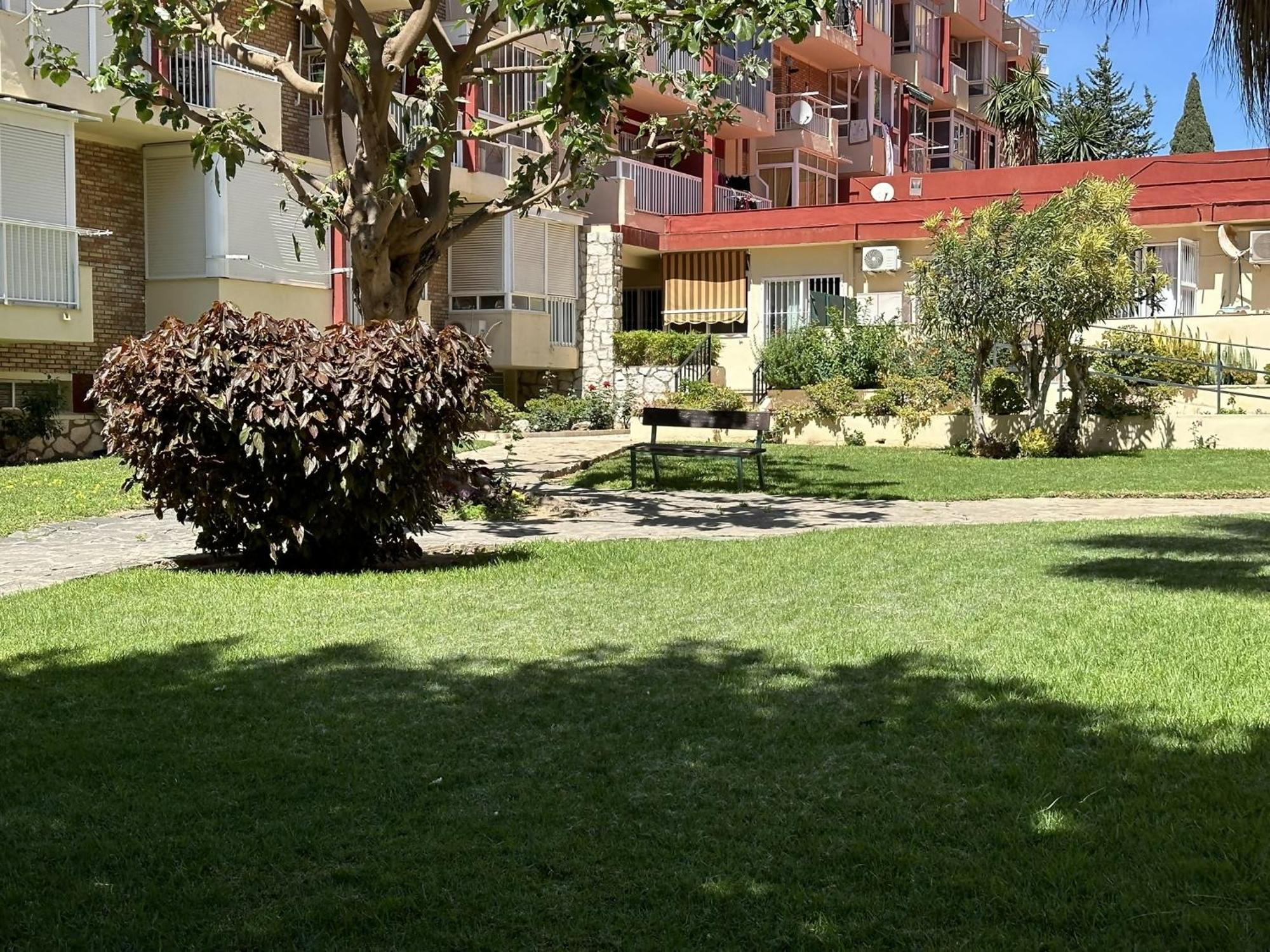 Estudio Agata Con Piscina A 800M De La Playa Benalmádena Exterior foto
